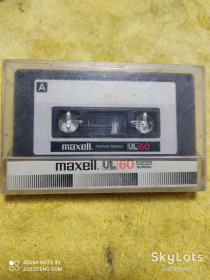 Касети Кассеты ^/--/^ Б/У Аудио кассета MAXELL UL 60 ^_^^^ Аудіо касету TDK Super CDing II chrome 90 - фото фото фото