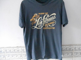 Футболки, майки Футболки, майки ^/--/^ Футболка &amp;quot;Levi&amp;apos;s&amp;quot;  (100% cotton. M) б/у ^_^^^ Футболка &amp;quot;Levi&amp;apos;s&amp;quot; (100% cotton. M) б/у - фото фото фото