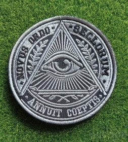 Інше Другое ^/--/^ Шеврон Всевидящий глаз God Eye Annuit Coeptis novus ordo seclorum All seeing № 1666 ^_^^^ God Eye Annuit Coeptis novus ordo seclorum All seeing No 1666 - фото фото фото