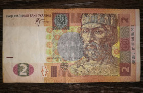 Загальнодержавні випуски Общегосударственные выпуски ^/--/^ Ukraine 2 гривні ₴ 2005 Стельмах. Серія АА перша, початкова. ^_^^^ Ukraine 2 гривны ₴ 2005 Стельмах. Серия АА первая, начальная. - фото фото фото