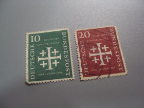 НДР, ФРН ГДР, ФРГ ^/--/^ марки Германия ФРГ 1956 крест стандарт Евангелическая церковь лот 2 шт гаш №1962 ^_^^^ Німеччина ФРН 1956 хрест стандарт Євангелічна церква лот 2 шт гаш No /--/ 1962 - фото фото фото