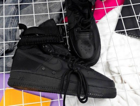 Кросівки Кроссовки ^/--/^ Чоловічі кросівки Nike Special Air Force Field 1 High Triple Black ^_^^^ Мужские кроссовки Nike Special Air Force Field 1 High Triple Black - фото фото фото