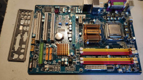 Материнські плати Материнские платы ^/--/^ Материнская плата GIGABYTE GA-EP /--/ 41-UD /--/ 3 /--/ L ^_^^^ Материнська плата GIGABYTE GA-EP /--/ 41-UD /--/ 3 /--/ L - фото фото фото