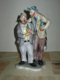Інше Другое ^/--/^ Статуэтка фигурка ПЬЯНИЦЫ * Бродяги / фарфор - бисквит  (Румыния) ^_^^^ Статуетка фігурка П'яниці * Бродяги / фарфор - бісквіт (Румунія) - фото фото фото