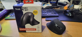 Миші Мыши ^/--/^ Беспроводная оптическая мышь Trust Verro Ergonomic 23507 № 23140911 ^_^^^ Бездротова оптична миша Trust Verro Ergonomic 23507 No 23140911 - фото фото фото