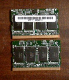 Оперативна пам'ять Оперативная память ^/--/^ MicroDIMM микро димм DDR 256 /--/ М Panasonic Sony ^_^^^ MicroDIMM мікро димм DDR 256 /--/ М Panasonic Sony - фото фото фото