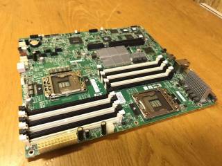 Материнські плати Материнские платы ^/--/^ Плата двопроцесорна серверна DDR /--/ 3 PCI-E /--/ 16 RAID dual 1366 HP SE /--/ 1220 G /--/ 7  (8006-234) ^_^^^ Плата двухпроцессорная серверная DDR /--/ 3 PCI-E /--/ 16 RAID dual 1366 HP SE /--/ 1220 G /--/ 7 - фото фото фото