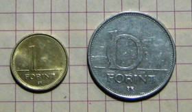 Угорщина Венгрия ^/--/^ Венгрия. 1 форинт 2004 года и 10 форинтов 1993 года ^_^^^ Угорщина. 1 форинт 2004 року і 10 форинтів 1993 року - фото фото фото