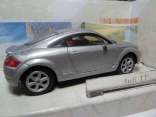 : Закордонні : Зарубежные ^/--/^ Модель масштабная автомобиля копия Audi TT  Масштаб 1:43 Cararama Масштаб 1:43 ^_^^^ Модель масштабна автомобіля копія Audi TT Масштаб 1:43 Cararama Масштаб 1:43 - фото фото фото