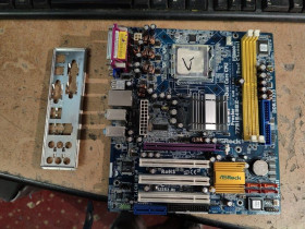 Материнські плати Материнские платы ^/--/^ Мат. плата ASRock 775 /--/ i /--/ 945 /--/ GZ LGA /--/ 775 i /--/ 945 /--/ GZ PCI-E+SVGA+LAN SATA MicroATX 2 /--/ DDR /--/ 2 № 231601 ^_^^^ Мат. плата ASRock 775 /--/ i /--/ 945 /--/ GZ LGA /--/ 775 i /--/ 945 /--/ GZ PCI-E+SVGA+LAN SATA MicroATX 2 /--/ DDR /--/ 2 No 231601 - фото фото фото