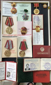 СРСР СССР ^/--/^ Медалі СРСР на докуметах 6 шт ^_^^^ Медали СССР на докуметах 6 шт - фото фото фото