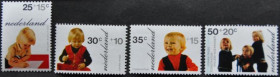 Інше Другое ^/--/^ Нидерланды Королевская семья Дети 1972 ^_^^^ Нідерланди Королівська сім'я Діти 1972 - фото фото фото