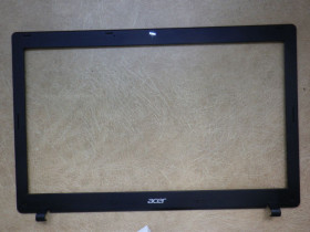 Корпуса Корпуса ^/--/^ Б/У Рамка кришки матриці на Acer TRAVELMATE P /--/ 453 ^_^^^ У Рамка крышки матрицы на Acer TRAVELMATE P /--/ 453 - фото фото фото