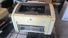 Принтери Принтеры ^/--/^ Принтер HP LaserJet 1022 №185 ^_^^^ Принтер HP LaserJet 1022 No /--/ 185 - фото фото фото