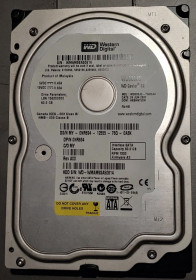 Жорсткі диски Жесткие диски ^/--/^ Жесткий диск SATA Western Digital Caviar SE WD /--/ 800 /--/ JD SATA на 80 /--/ Гб в отличном состоянии ^_^^^ Жорсткий диск SATA Western Digital Caviar SE WD /--/ 800 /--/ JD SATA на 80 /--/ Гб у відмінному стані - фото фото фото