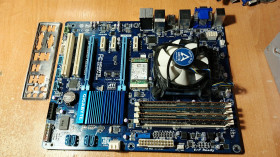 Материнські плати Материнские платы ^/--/^ Комплект Gigabyte GA-H /--/ 77-D /--/ 3 /--/ H+Intel Core i /--/ 5 3470+16 /--/ Gb+Cooler BOX+SSD 128 /--/ Gb ^_^^^ Gigabyte GA-H /--/ 77-D /--/ 3 /--/ H+Intel Core i /--/ 5 3470+16 /--/ Gb+Cooler BOX+SSD 128 /--/ Gb - фото фото фото
