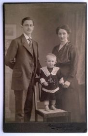 Листи, фото Письма, фото ^/--/^ Кабинетка большой формат Семья 1900-е Leipzig Germany Fv /--/ 8.1 ^_^^^ Назва: Сім'я 1900-е Leipzig Germany Fv /--/ 8.1 - фото фото фото