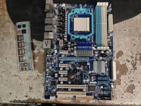 Материнські плати Материнские платы ^/--/^ Мат. плата Gigabyte GA-MA /--/ 770 /--/ T-UD /--/ 3 rev /--/ 1.1 Socket AM /--/ 3 AMD 770 SATA RAID ATX 4 /--/ DDR /--/ 3 № 250403211 ^_^^^ Мат. плата Gigabyte GA-MA /--/ 770 /--/ T-UD /--/ 3 rev /--/ 1.1 Socket AM /--/ 3 AMD 770 SATA RAID ATX 4 /--/ DDR /--/ 3 No 250403211 - фото фото фото