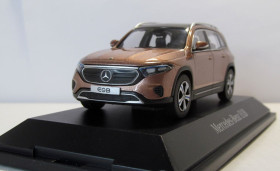 : Закордонні : Зарубежные ^/--/^ Mercedes-Benz EQB 2021, Herpa. 1:43 коробка и бокс. Мерседес Бенц EQB 2021 ^_^^^ Mercedes-Benz EQB 2021, Herpa. 1:43 коробка і бокс. Мерседес Бенц EQB 2021 - фото фото фото