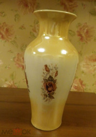 Статуетки, Скульптури, Фігурки, Фарфор Статуэтки, Скульптуры, Фигурки, Фарфор ^/--/^ Ваза &amp;quot;Розы&amp;quot; 29 см 1 сорт Полонное ^_^^^ Ваза &amp;quot; Рози &amp;quot; 29 см 1 сорт Полонне - фото фото фото