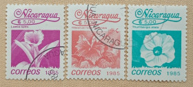 Флора Флора ^/--/^ Никарагуа 1986 - цветы, гаш ^_^^^ Нікарагуа 1986 — квіти, гаш - фото фото фото