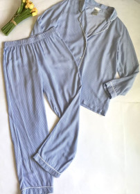 Піжами Пижамы ^/--/^ Піжама H&amp;M. Блакитна/Полоска. Сорочка/Штани. Віскоза Мягенька. S розмір ^_^^^ Пижама H&amp;M. Голубая/Полоска. Сорочка/Штаны. Вискоза Мягенька. S размер - фото фото фото