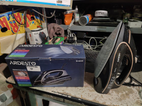 Праски Утюги ^/--/^ Утюг Ardesto IR-B /--/ 2235 № 25070226 ^_^^^ Ardesto IR-B /--/ 2235 No 25070226 - фото фото фото