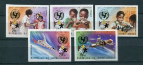 Освоєння космосу Освоение космоса ^/--/^ Гвинея Биссау Guinea Bissau 1979 Space  Mi 522-527 /--/ B MNH Cv 25.- ^_^^^ Гвінея Біссау Guinea Bissau 1979 Space Mi 522-527 /--/ B MNH Cv 25. - фото фото фото