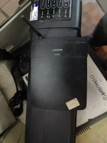 Маршрутизатори Маршрутизаторы ^/--/^ Точка доступа Linksys WAP /--/ 300 /--/ N № 241609122 ^_^^^ Точка доступу Linksys WAP /--/ 300 /--/ N No 241609122 - фото фото фото