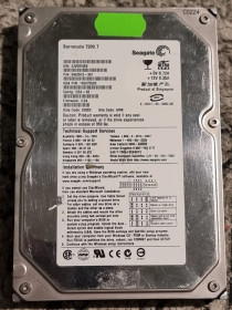 Жорсткі диски Жесткие диски ^/--/^ 100% ide hdd 3.5 40 гб seagate barracuda 7200.7 43.7/43.8 жесткий диск st /--/ 340014 /--/ a сигейт ata pata ^_^^^ 100% ide hdd 3.5 40 гб seagate barracuda 7200.7 43.7/43.8 жорсткий диск st /--/ 340014 /--/ a сигейт ata pata - фото фото фото