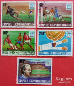 Спорт Спорт ^/--/^ Центральноафриканская империя 1977 спорт футбол Mi 513-517 ^_^^^ Центральноафриканська імперія 1977 спорт футбол Mi 513-517 - фото фото фото