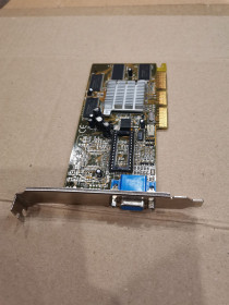 Відеокарти Видеокарты ^/--/^ Видеокарта NVIDIA RIVA TNT /--/ 2 GeForce 2 MX 400 64 /--/ mb AGP - фото фото фото