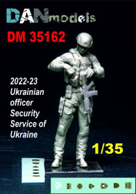 Фігурки, солдатики Фигурки, солдатики ^/--/^ Danmodel 35162 - 2023 Український офіцер ССО, СБУ. набор №13 - 1 фігура  (смола) 1/35 ^_^^^ Danmodel 35162 - 2023 Украинский офицер ССО, СБУ. набор No /--/ 13 - 1 фигура (смола) 1/35 - фото фото фото
