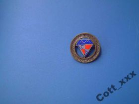 Пам'ятні і ювілейні Памятные и юбилейные ^/--/^ Значок - АМ СF - тяж. мет. - эмаль ^_^^^ Значок - АМ СF - тяж. мет. - емаль - фото фото фото