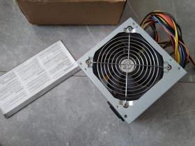 Блоки живлення Блоки питания ^/--/^ Блок живлення Delux ATX-400 /--/ W P /--/ 4 ^_^^^ Блок питания Delux ATX-400 /--/ W P /--/ 4 - фото фото фото