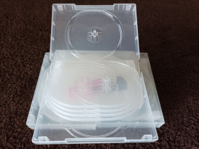 Бокси, сумки, конверти Боксы, сумки, конверты ^/--/^ DVD бокс 33 мм на 10 дисков черный и прозрачный 1 шт.в лоте. ^_^^^ DVD бокс 33 мм на 10 дисків чорний і прозорий 1 шт. в лоті. - фото фото фото