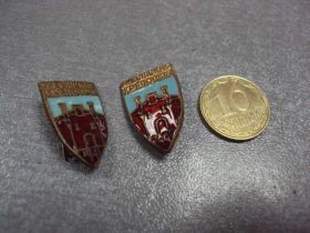 Геральдика Геральдика ^/--/^ знак брестская крепость лот 2 шт №10696 ^_^^^ знак брестська фортеця лот 2 шт No /--/ 10696 - фото фото фото