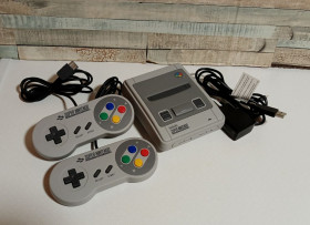 Nintendo Nintendo ^/--/^ Super Nintendo Classic Mini / SNES Classic Mini CLV-301 21 Вбудована гра 2 Геймпада ^_^^^ Super Nintendo Classic Mini / SNES Classic Mini CLV-301 21 Встроенная игра 2 Геймпада - фото фото фото