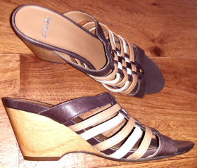 Босоніжки Босоножки ^/--/^ коричневі босоніжки Clarks шкіра р /--/ 4-37 нові ^_^^^ коричневые босицы Clarks кожа р /--/ 4-37 новые - фото фото фото