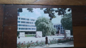СРСР СССР ^/--/^ Открытка из набора Города Литовской ССР Литва Каунас Стеллы на площади Янониса 1981 год ^_^^^ Листівка з набору Міста Литовської РСР Литва Каунас Стелли на площі Яноніса 1981 рік - фото фото фото