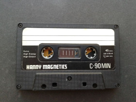 Касети Кассеты ^/--/^ Аудиокассета Hanny Magnetics C-90 ^_^^^ Аудіокасет Hanny Magnetics C-90 - фото фото фото