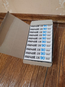 Касети Кассеты ^/--/^ Аудио кассета Maxell LN /--/ 90 ^_^^^ Аудіо касета Maxell LN /--/ 90 - фото фото фото