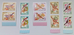 СРСР - СССР - ^/--/^ СССР 1981 Певчие птицы, сцепки с полями, MNH ^_^^^ СРСР 1981 Співочі птахи, зчеплення з полями, MNH - фото фото фото
