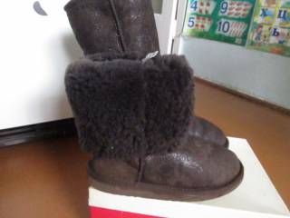 УГГІ (UGG) УГГИ (UGG) ^/--/^ Цегейка UGGоригінал 36 /--/ р-37 /--/ р кожа зима високі ^_^^^ Цегейка UGGоригинал 36 /--/ р-37 /--/ р кожа зима высокие - фото фото фото