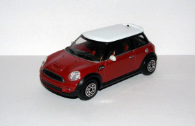 : Закордонні : Зарубежные ^/--/^ 2006 Mini Cooper S  (R /--/ 56) ДОРАБОТАННЫЙ! м-б 1:43 ^_^^^ 2006 Mini Cooper S - фото фото фото
