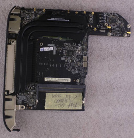 Материнські плати Материнские платы ^/--/^ Мат. плата 820-2577-A для Apple Mac Mini A /--/ 1347 Mid 2010 / P /--/ 8600 / nVidia 320 /--/ M KPI /--/ 44149 - фото фото фото