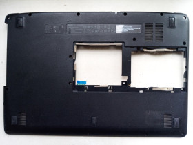 Корпуса Корпуса ^/--/^ Б/У Корпус низ   (піддон) без сервісної кришки на acer ES /--/ 1-533 ^_^^^ В Корпус низ (поддон) без сервисной крышки на acer ES /--/ 1-533-P /--/ 4 /--/ ZP - фото фото фото