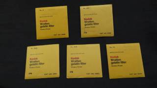 Світлофільтри Светофильтры ^/--/^ 5 /--/ шт. желатиновых светофильтров Kodak для профессональной фотографии 75 /--/ mm x 75 /--/ mm Вживане ^_^^^ 5 /--/ шт. желатинових світлофільтрів Kodak для фахової фотографії 75 /--/ mm x 75 /--/ mm - фото фото фото