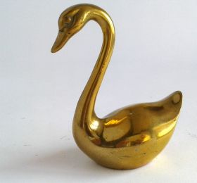 Статуетки, Скульптури, Фігурки, Фарфор Статуэтки, Скульптуры, Фигурки, Фарфор ^/--/^ Антикварна фігурка статуетка Лебідь латунь Germany Fv /--/ 8 ^_^^^ Антикварная фигурка статуэтка Лебедь латунь Germany Fv /--/ 8 - фото фото фото