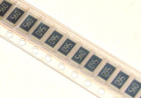 Резистори Резисторы ^/--/^ Резистор 2512 SMD 1 /--/ W 1% 56 /--/ R   1 шт. ^_^^^ Резистор 2512 SMD 1 /--/ W 1% 56 /--/ R 1 шт. - фото фото фото
